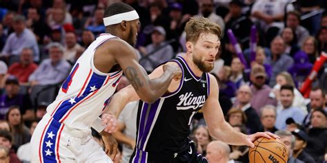 Kings' Domantas Sabonis Breaks Impressive NBA Record Amid Historical Season