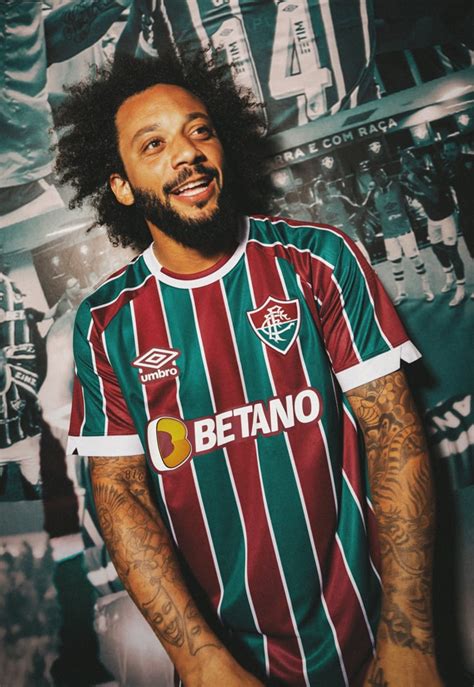 Umbro Reveal 23/24 Fluminense Home Shirt - SoccerBible