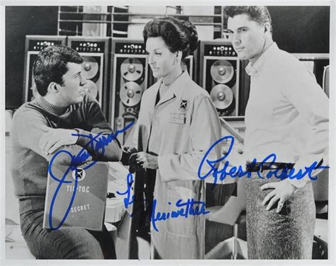 TIME TUNNEL Cast Signed Photo X3 James Darren, Lee Meriwether W/coa - Etsy