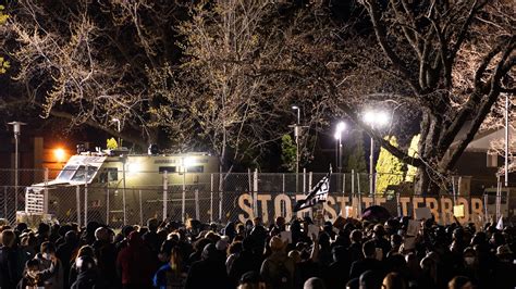 Hundreds Return to Protest in Minneapolis Suburb of Brooklyn Center for ...