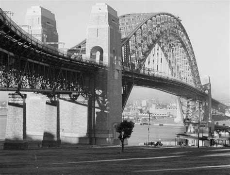 On thie day: Sydney Harbour Bridge opens - Australian Geographic