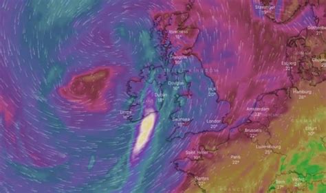 UK storm warning: Tornado threat as hurricane-force winds lash Britain ...