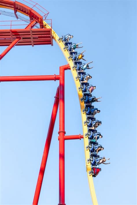 Wonder Woman Flight of Courage now open at Six Flags