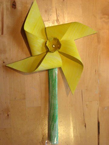 Infantil EducArte: Daffodil windmills, manualidades de primavera