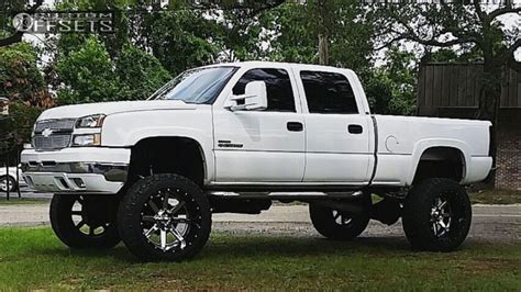 2005 Chevrolet Silverado 2500 HD Wheel Offset Super Aggressive 3"-5 ...