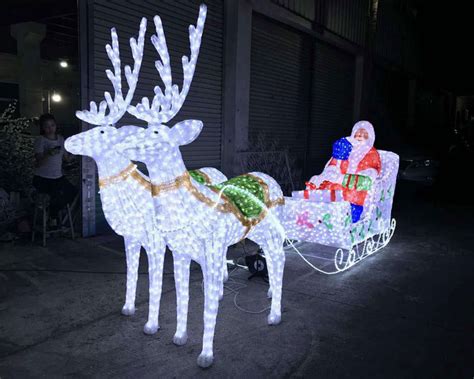 Outdoor Christmas Decoration LED Reindeer Sleigh | YanDecor