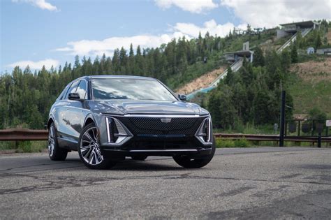 2023 Cadillac Lyriq Comes Out Swinging - CNET