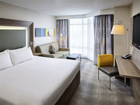 Hotel in Toronto - Novotel Toronto North York