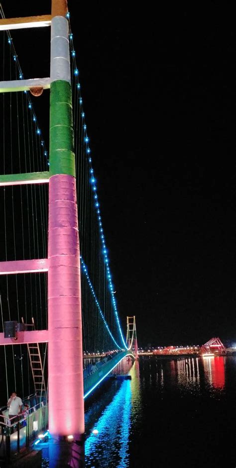 Bridge lights