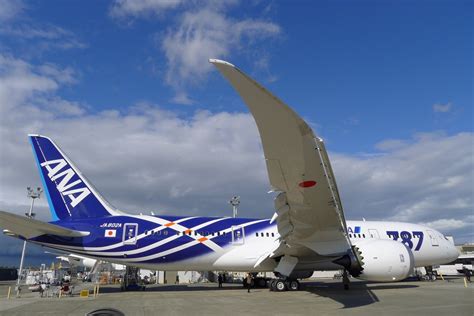 How a Battery Grounded Boeing's Revolutionary Dreamliner | WIRED