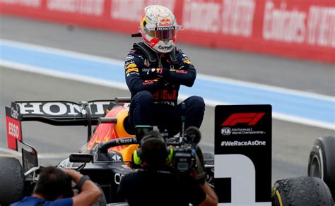 Verstappen wins in France to stretch championship lead