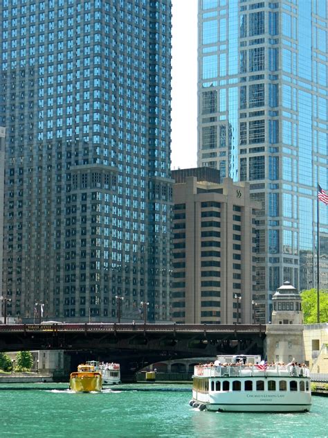 The Cyclist's Wife: Chicago: Architectural Boat Tour