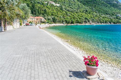 Mikros Gialos beach - Lefkada beaches| Nikana.gr