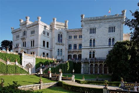 Castello di Miramare, Italy jigsaw puzzle in Castles puzzles on ...