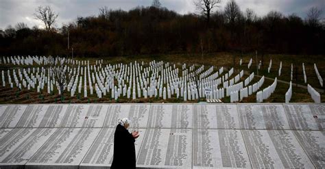 Serbia Arrests Eight Suspected in 1995 Srebrenica Massacre - The New ...