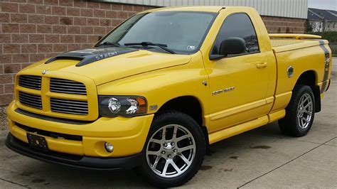 2004 Dodge Ram 1500 Rumble Bee (Jeff Pick)