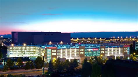 WallyPark Seattle Premier Garage, Seatac Airport Parking