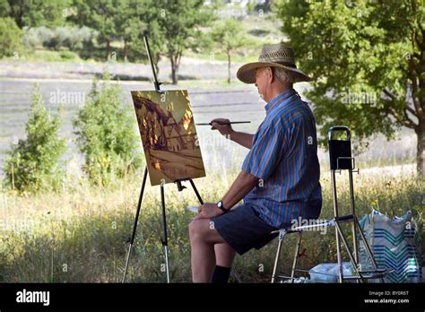 Painter Artist Male High Resolution Stock Photography and Images - Alamy