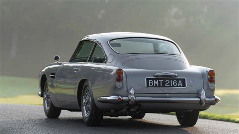 Aston Martin DB5 Goldfinger: specs, gadgets and review - Automotive Daily