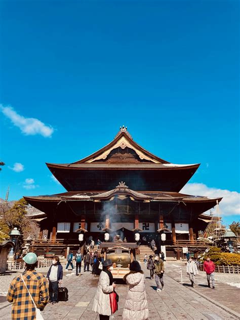 Zenkoji Temple Nagano - Nozawa Holidays