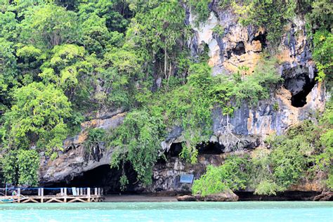 Tabon Man: First Human in the Philippines - A Learning Family