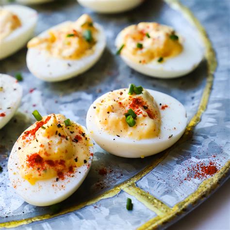 Spicy Deviled Eggs | Tessemae's