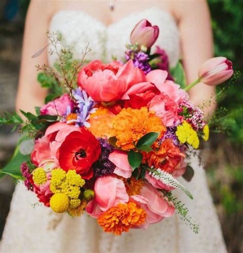 Marigold Flower in a bridal bouquet Colorful Wedding Bouquet, Tulip Wedding, Wedding Modern ...