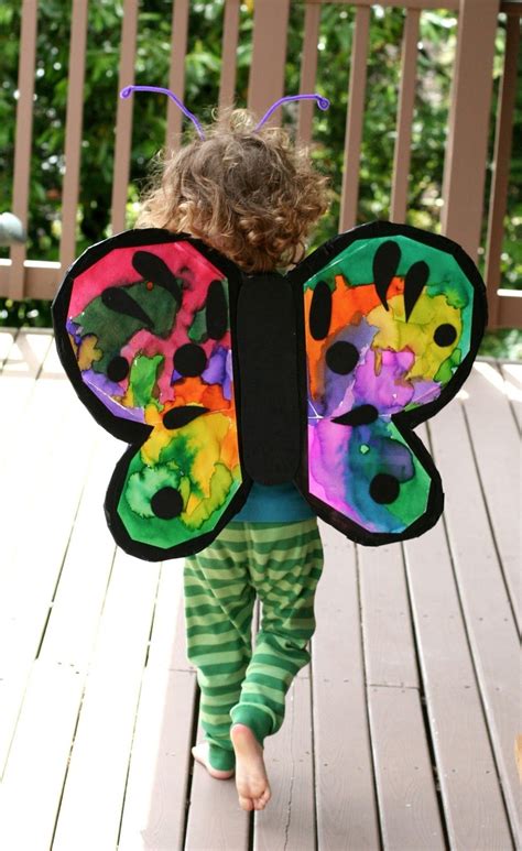 Make Your Own Cardboard Butterfly Wings | Butterfly crafts, Butterfly wings, Upcycling projects ...