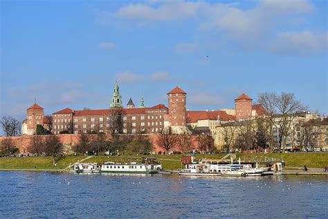 HD wallpaper: poland, kraków, wawel royal castle, krakow, wallpaper, river | Wallpaper Flare