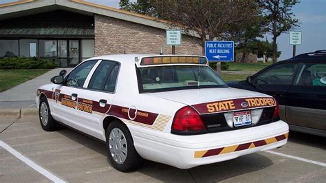 South Dakota Highway Patrol 2001 Ford Crown Victoria | State police ...