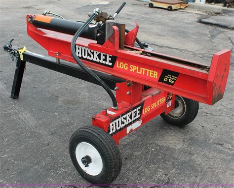 Huskee log splitter in Paola, KS | Item AH9180 sold | Purple Wave