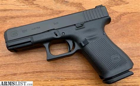 ARMSLIST - For Sale: GLOCK 19M FBI CONTRACT 9MM PISTOL 3 MAGS 15 RD AMERIGLO NIGHT SIGHTS 19