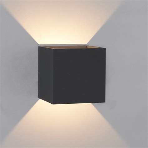 QB Outdoor Wall Sconce from Bruck Lighting | Modern outdoor lighting ...