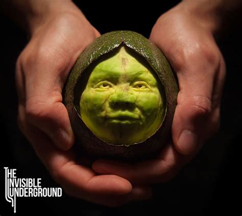 Amazing Fruit and Vegetable Carvings by Shawn Feeney | Foodiggity