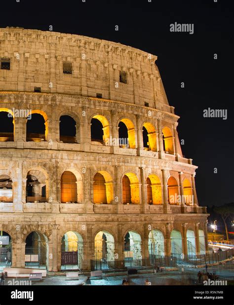 Night view of Colosseum, Rome Stock Photo - Alamy