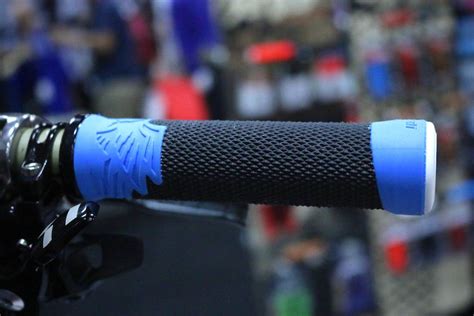 Ergon GD1 Evo Factory vs ODI AG-2 Grips: Product Comparison | Worldwide Cyclery