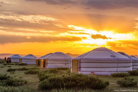 ger-camp-under-sunset | Zendmen Travel Mongolia