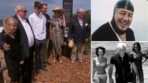 Harold Holt's family gather to mark the 50th anniversary of his disappearance at sea