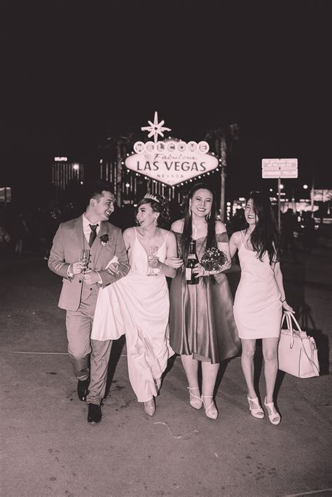 Las Vegas Sign Wedding - Las Vegas Photographer