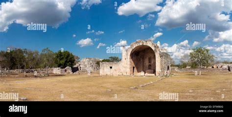 Dzibilchaltun Mayan Ruins, Yucatan Stock Photo - Alamy