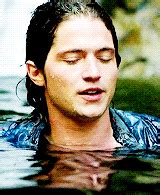 Pin by kamki helps on old g i f s | The 100 show, The 100, Thomas mcdonell