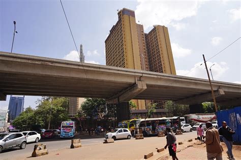 Nairobi: Kenyatta Avenue (Nyayo House) | Roundabout of the M… | Flickr