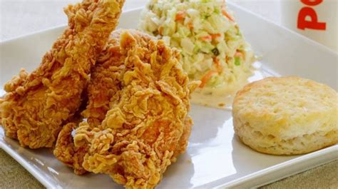 This Is Why Popeyes Chicken Is So Delicious