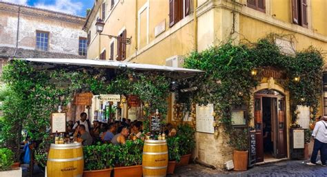 Top 10 Restaurants in Trastevere, Rome - The Abroad Guide