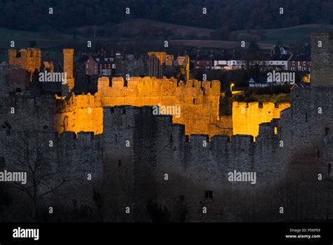 Medieval Christmas Fayre illuminates the interior of Ludlow Castle, Shropshire Stock Photo - Alamy