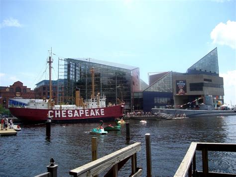 Baltimore Inner-Harbor - Baltimore Aquarium Building | Baltimore inner ...