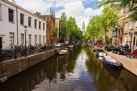 8 Canal Towns That Aren't Venice - WorldAtlas