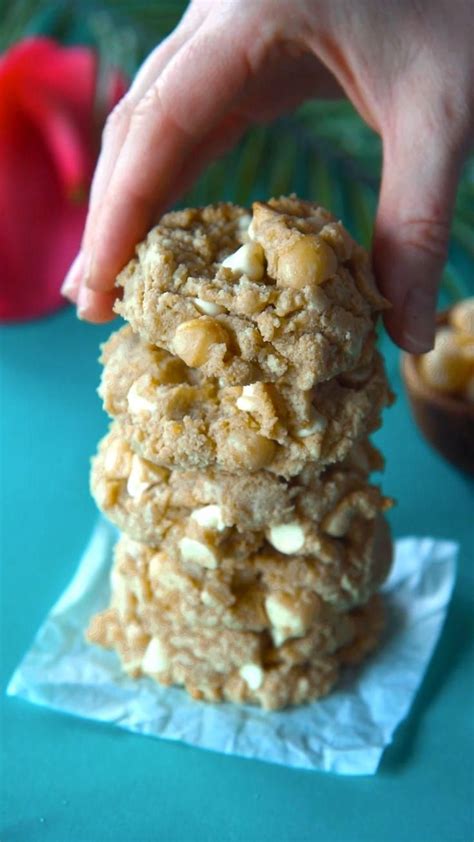 White Chocolate Macadamia Nut Gluten Free Cookies with Mauna Loa Macadamia Nuts [Video] | Gluten ...