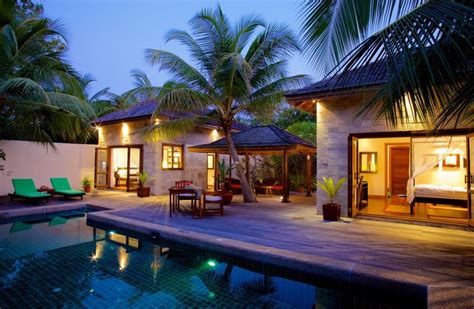 Kuredu Island Resort & Spa - Royal Travel