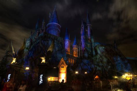 Hogwarts Castle Wallpaper - WallpaperSafari